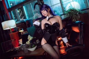 《喜多川海梦紫发兔女郎》｜是三不是世 · 59张写真