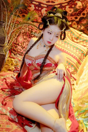 《梦入敦煌》｜虎森森 · 66张写真