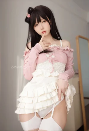 《Fantia 2023年03月会员合集（10期）》｜迷之呆梨 · 208张写真、5 个视频