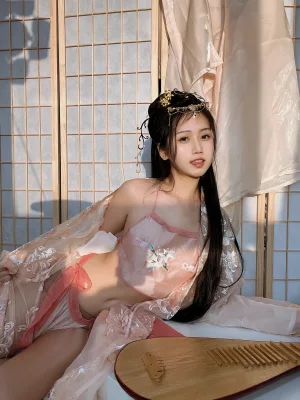 《魅惑古风小娘子》｜不呆猫 · 56张写真、1 个视频