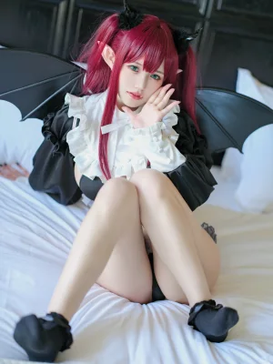 《梦魔利兹》｜小仓千代 · 30张写真