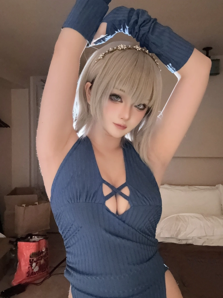 《海外自拍》｜屿鱼 · 14张写真
