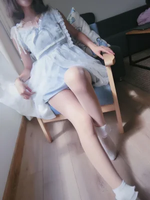 《透纱蕾丝白袜》｜布丁大法 · 28张写真
