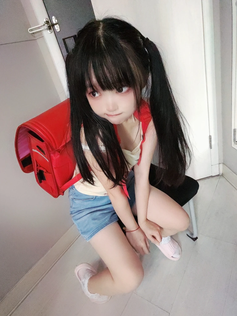 《放学后也是好学生》｜神沢永莉 · 44张写真、1 个视频