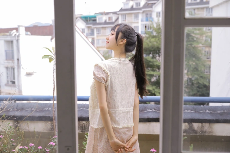 《绵相随 厨娘》｜木棉棉 · 8张写真