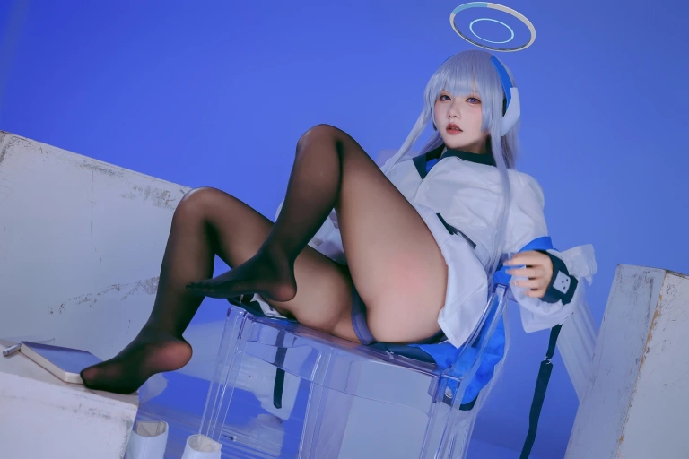 《蔚蓝档案·潮乃亚》｜是一只熊仔 · 100张写真