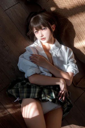 《午后》｜花铃 · 16张写真