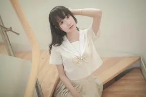 《水手服》｜木棉棉 · 19张写真