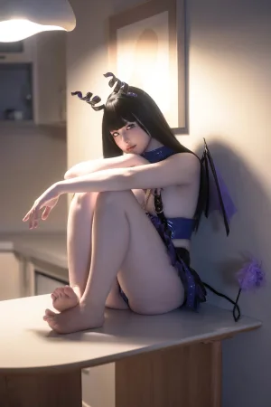 《凋零月影》｜屿鱼 · 29张写真