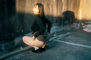 《落日时分》｜浅安安 · 80张写真