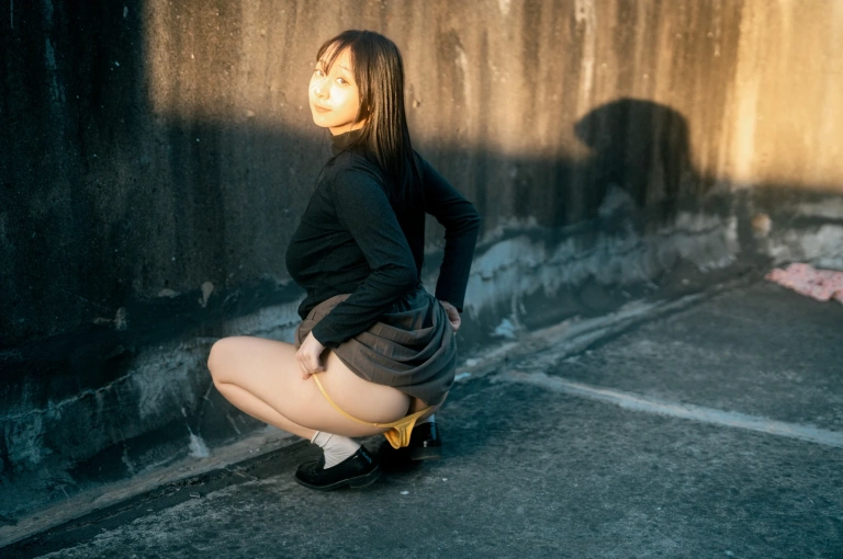 《落日时分》｜浅安安 · 80张写真