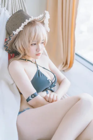 《碧蓝航线 让巴尔泳装》｜阿半今天很开心 · 20张写真
