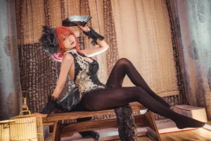 《黑太子 旗袍 碧蓝航线》｜是一只熊仔 · 19张写真
