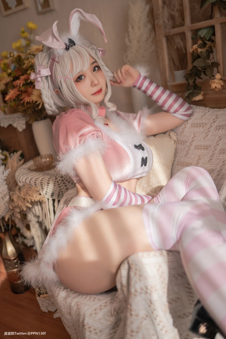 《粉色兔兔》｜皮皮奶 · 71张写真