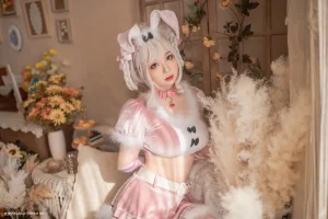 《粉色兔兔》｜皮皮奶 · 71张写真