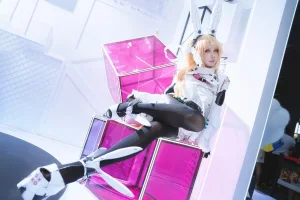 《交错战线 莉普斯》｜焖焖碳 · 18张写真