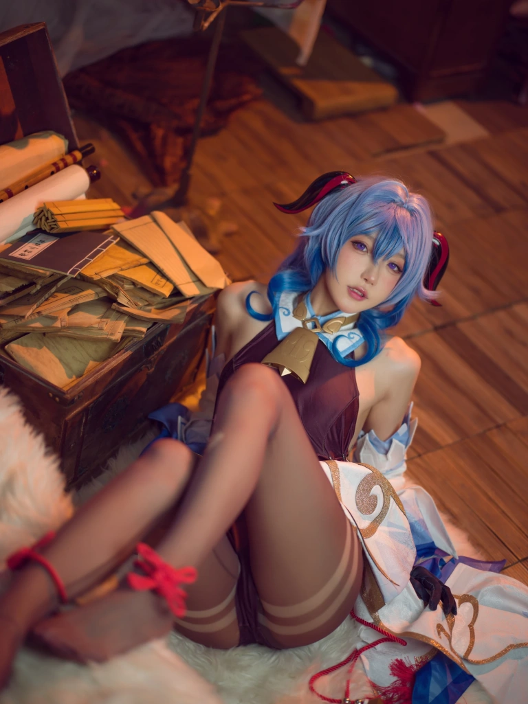 《2021.11月舰长图包 原神 甘雨》｜阿包也是兔娘 · 30张写真