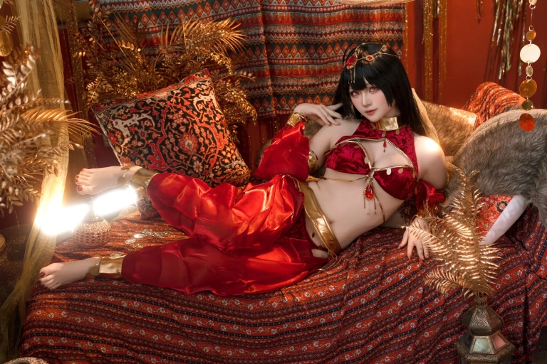 《大凤舞娘 新年特典》｜屿鱼 · 50张写真