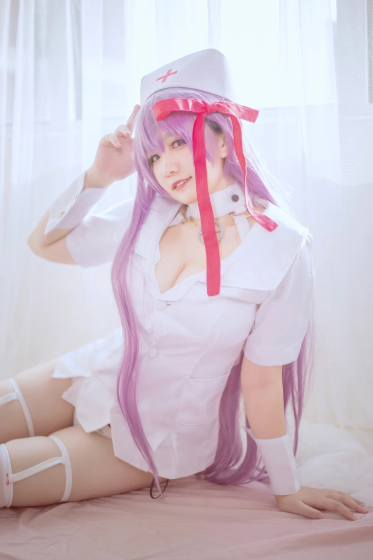 《BB护士》｜阿半今天很开心 · 25张写真