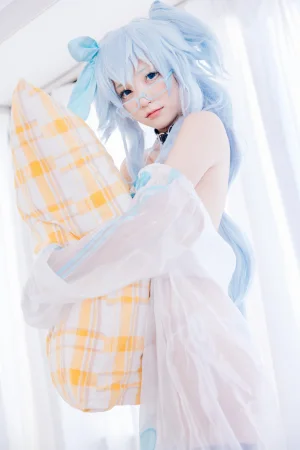 《PA-15游戏时光》｜花铃 · 14张写真