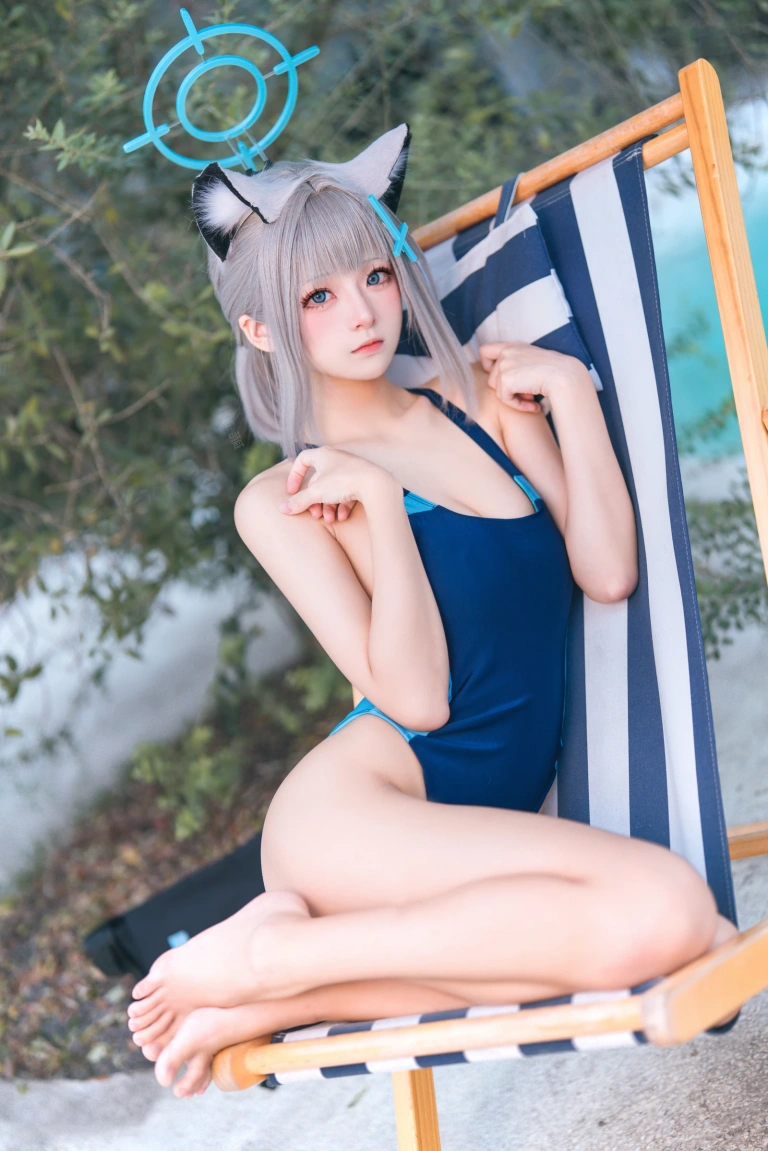 《蔚蓝档案 砂狼白子泳装》｜九柒喵 · 34张写真