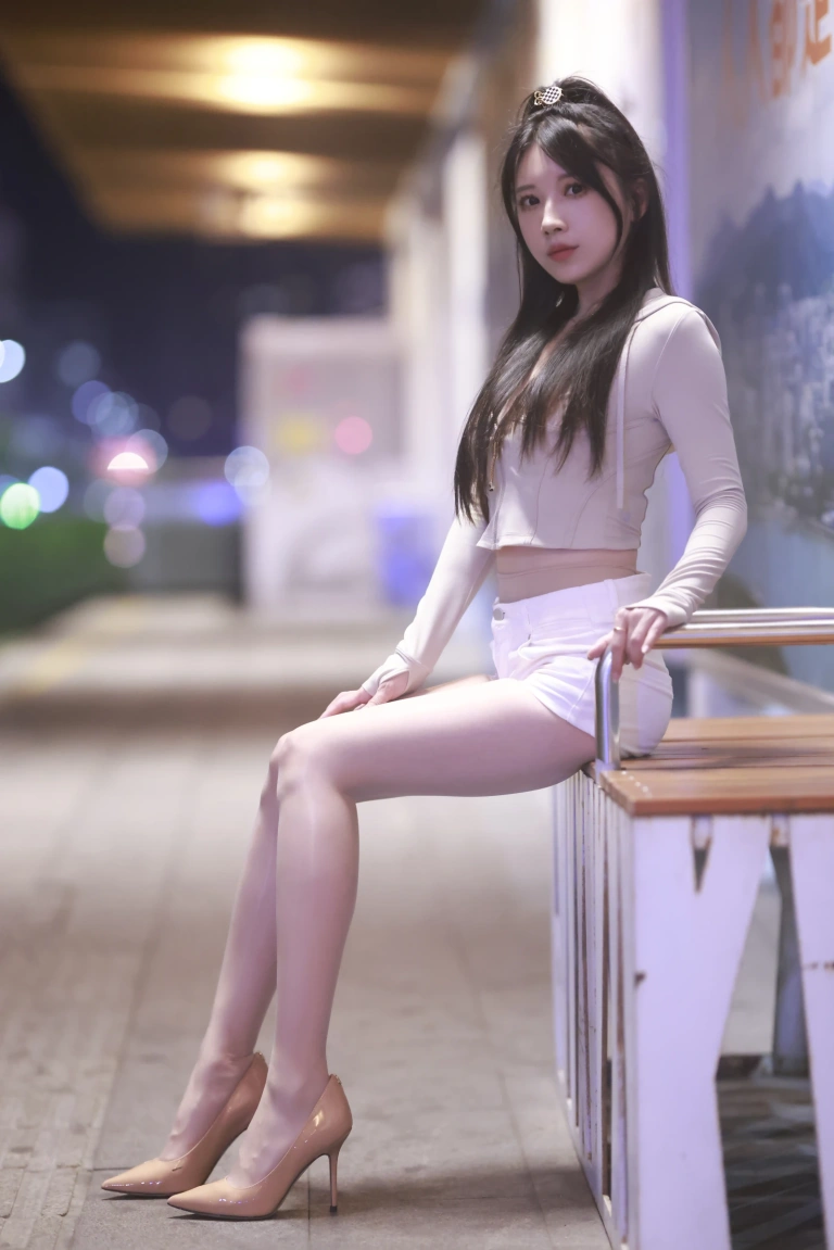 《芳踪》｜小女巫露娜 · 45张写真