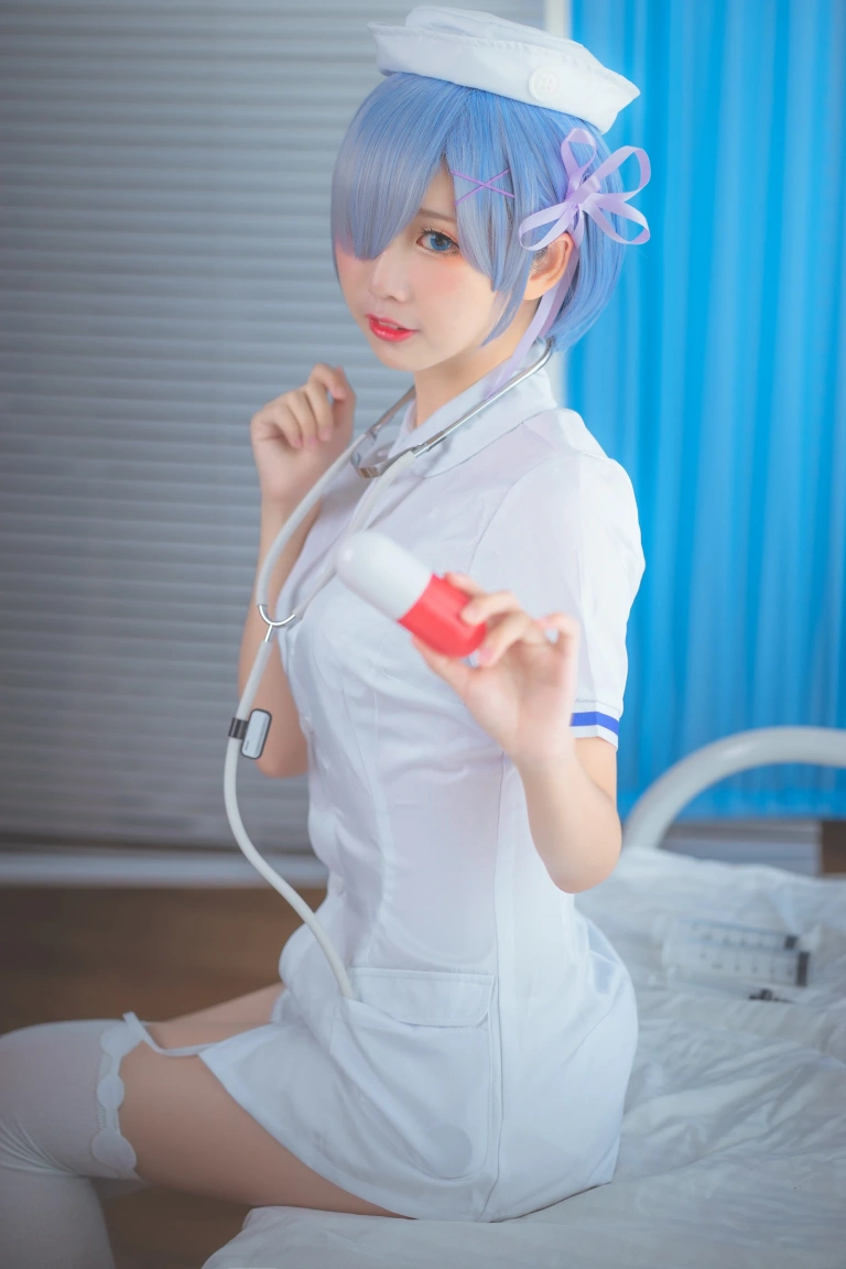 《蕾姆护士装》｜面饼仙儿 · 18张写真