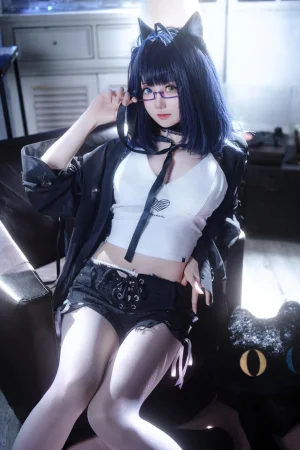 《舰长图 黑茶子》｜焖焖碳 · 22张写真
