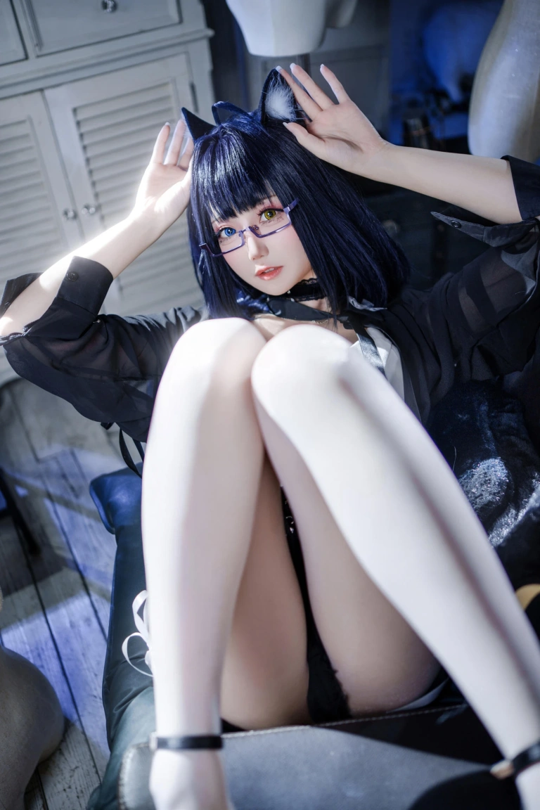 《舰长图 黑茶子》｜焖焖碳 · 22张写真