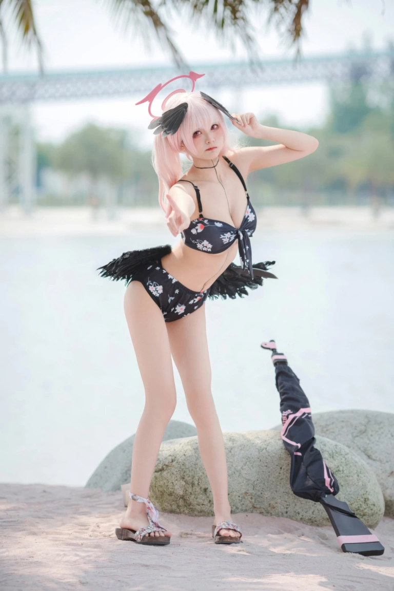 《碧蓝航线 小春泳装》｜九柒喵 · 27张写真