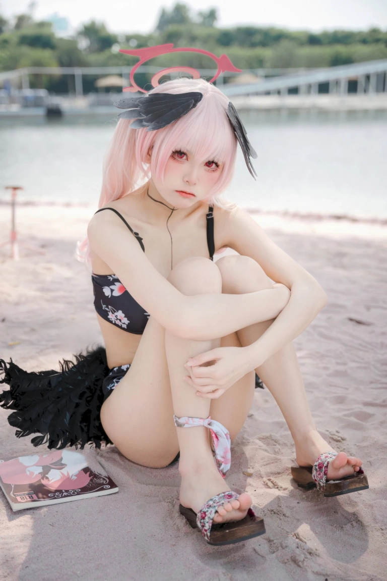 《碧蓝航线 小春泳装》｜九柒喵 · 27张写真