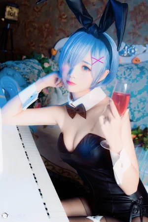 《蕾姆兔女郎》｜面饼仙儿 · 52张写真
