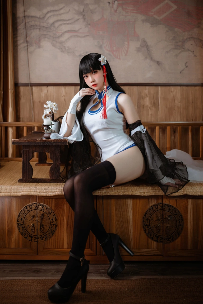 《碧蓝航线 逸仙旗袍》｜焖焖碳 · 23张写真