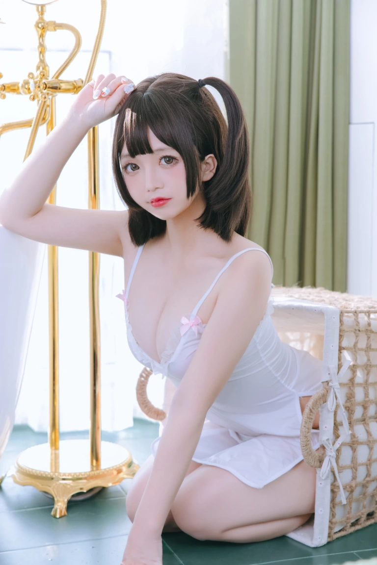 《湿身小白裙》｜日奈娇(椎名莜) · 97张写真