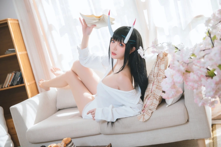 《能代衬衣》｜瓜希酱 · 23张写真