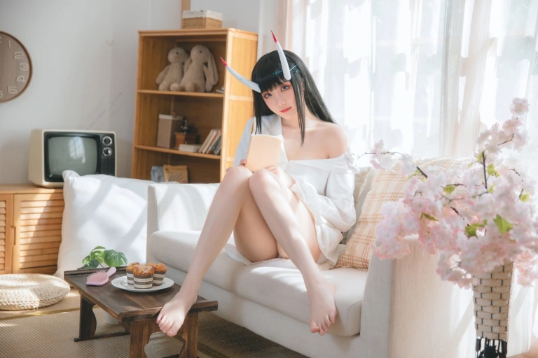 《能代衬衣》｜瓜希酱 · 23张写真