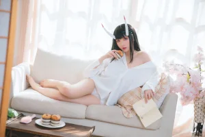 《能代衬衣》｜瓜希酱 · 23张写真