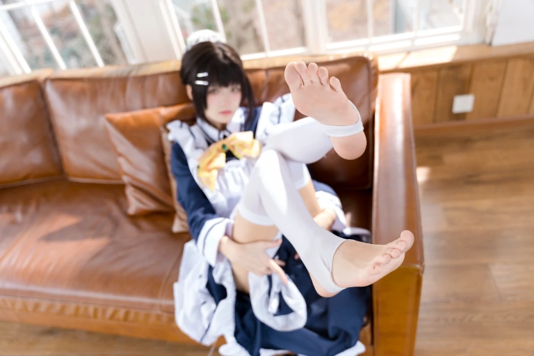 《星光咖啡馆与死神之蝶 枣子姐女仆》｜九柒喵 · 23张写真