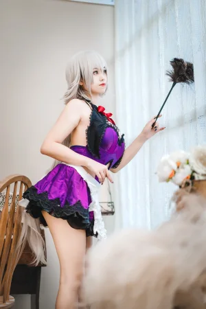 《贞德女仆》｜蜜汁猫裘 · 40张写真