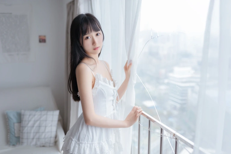 《白色睡裙》｜木棉棉 · 40张写真