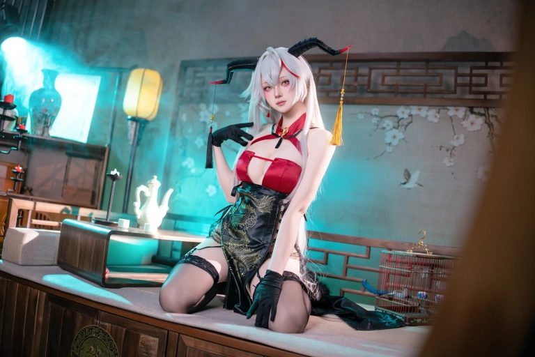 《埃吉尔旗袍》｜屿鱼 · 50张写真