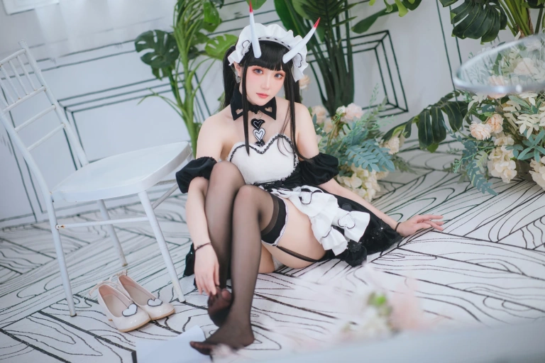 《能代女仆》｜瓜希酱 · 22张写真
