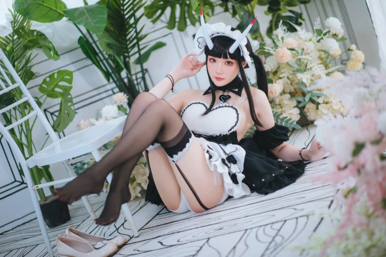 《能代女仆》｜瓜希酱 · 22张写真