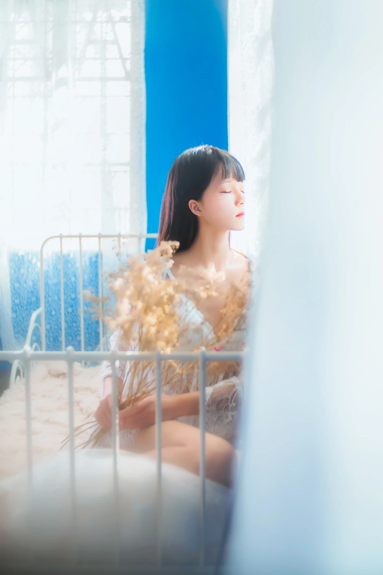 《小少女 少女私房》｜桜桃喵 · 50张写真