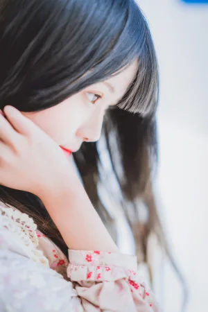 《小少女 小小少女》｜桜桃喵 · 103张写真