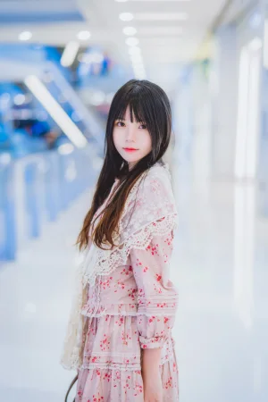 《小少女 小小少女》｜桜桃喵 · 103张写真