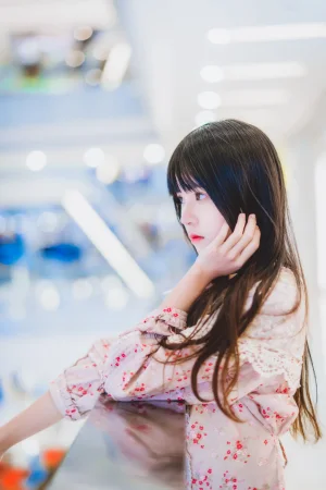 《小少女 小小少女》｜桜桃喵 · 103张写真