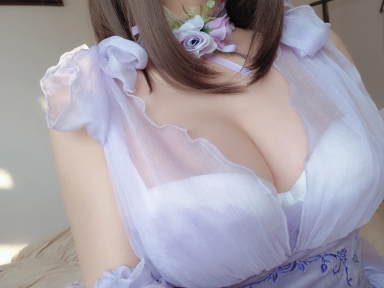 《睡美人自拍》｜日奈娇(椎名莜) · 50张写真