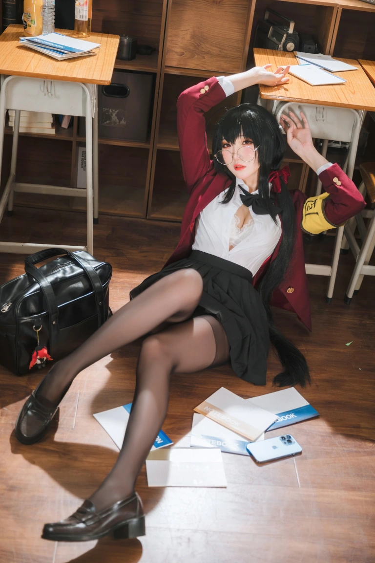 《大凤JK》｜瓜希酱 · 30张写真