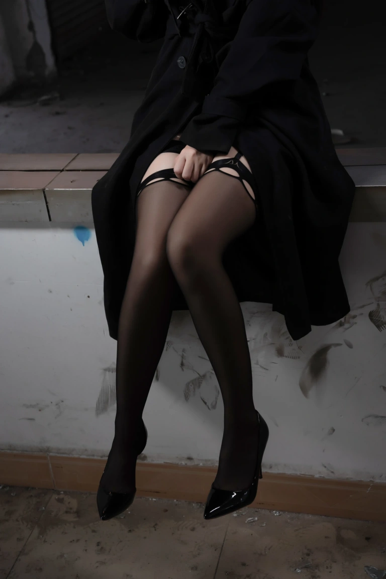 《女同事》｜不呆猫 · 116张写真、1 个视频